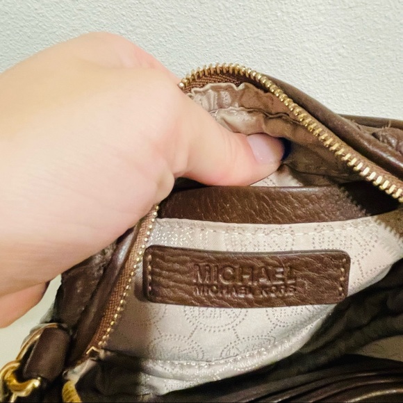 Michael Kors 6 inch Crossbody Woven Purse - Picture 10 of 10